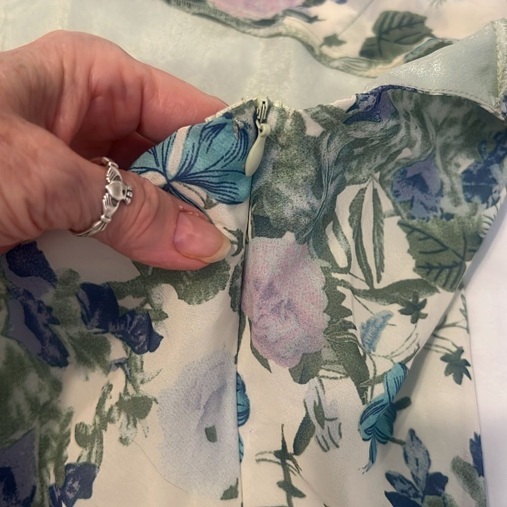 NWT Cider szXXS Floral purple green white spaghetti strap side zip dress - Picture 5 of 15